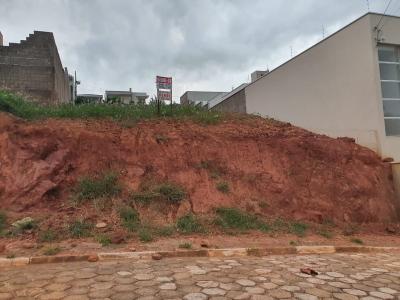 TERRENO PADRÃO EM OURO FINO