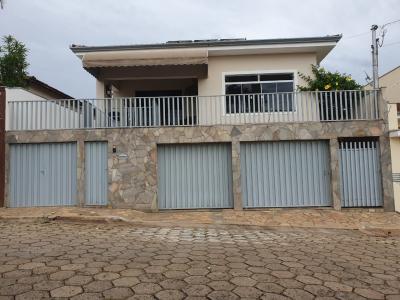 CASA PADRÃO EM OURO FINO