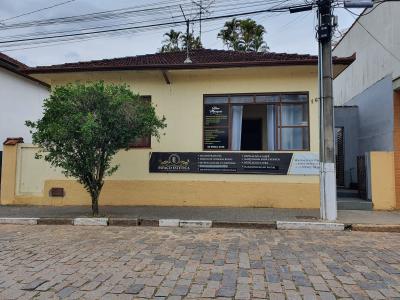 CASA PADRÃO EM OURO FINO